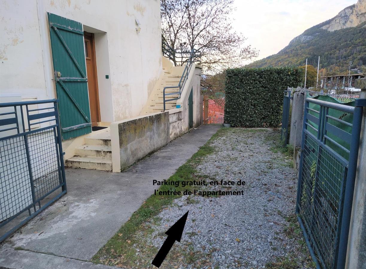 Le Manet - Appartement Proche Centre Ville - Parking Gratuit บอนน์วิลล์ ภายนอก รูปภาพ